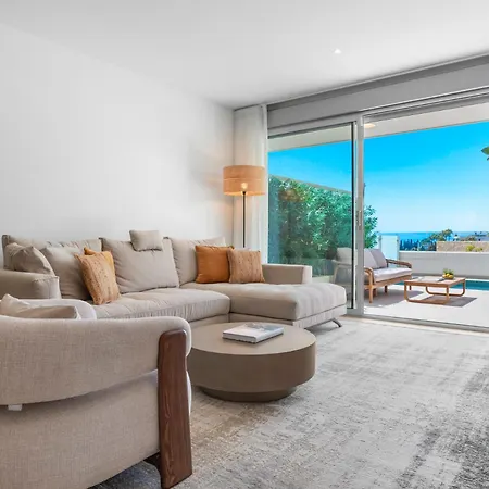 Seaview Plungepool Duplex Estepona